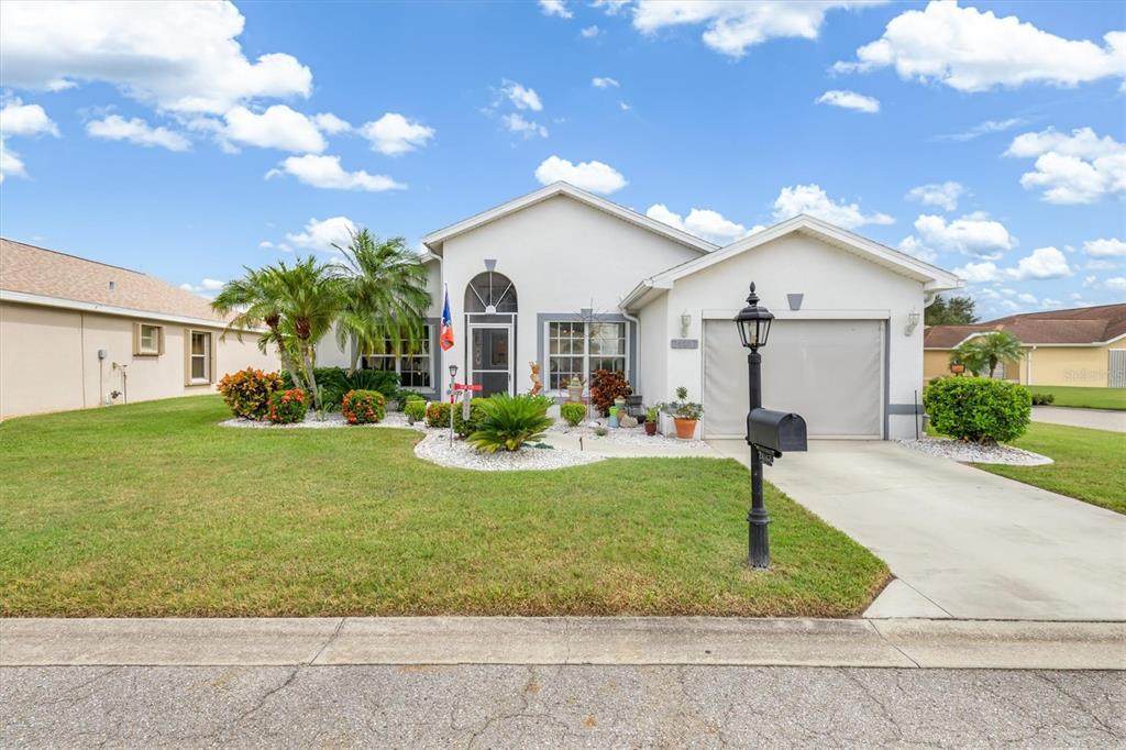 24167 Buckingham Way - Photo 1