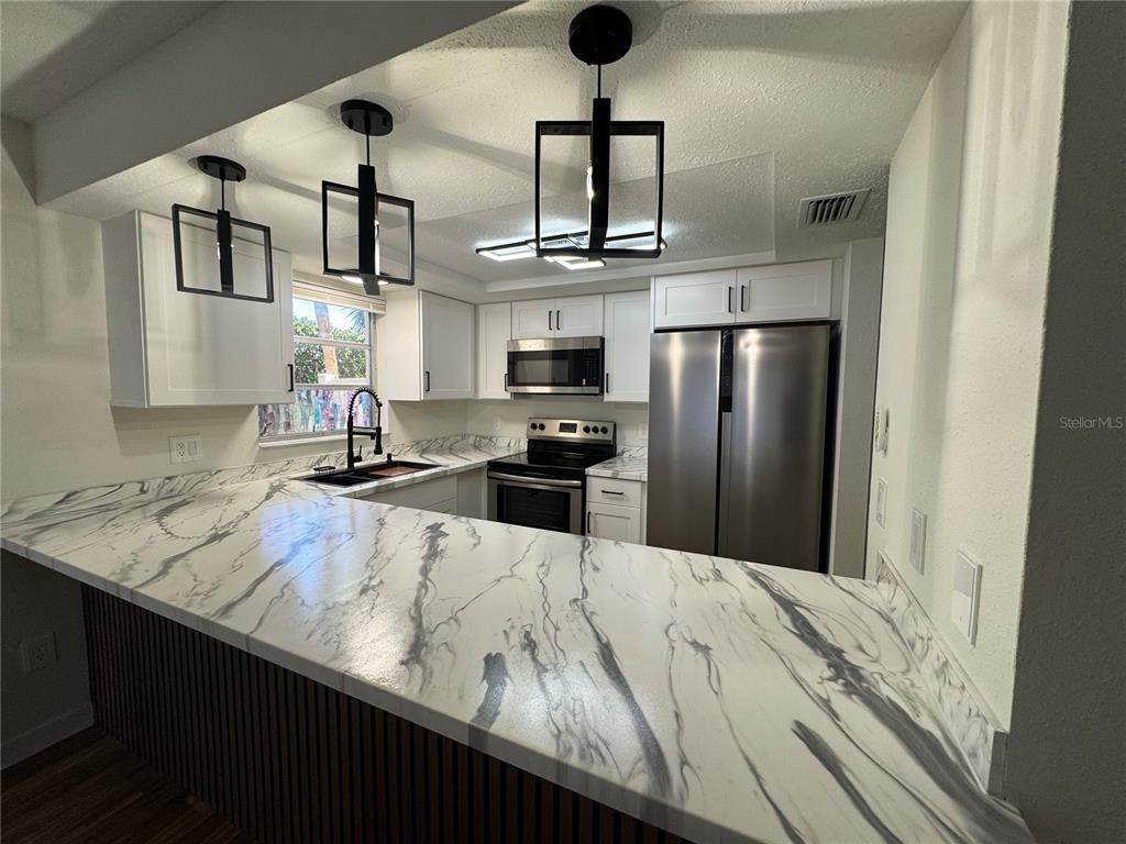 500 Via Tripoli - Photo 1