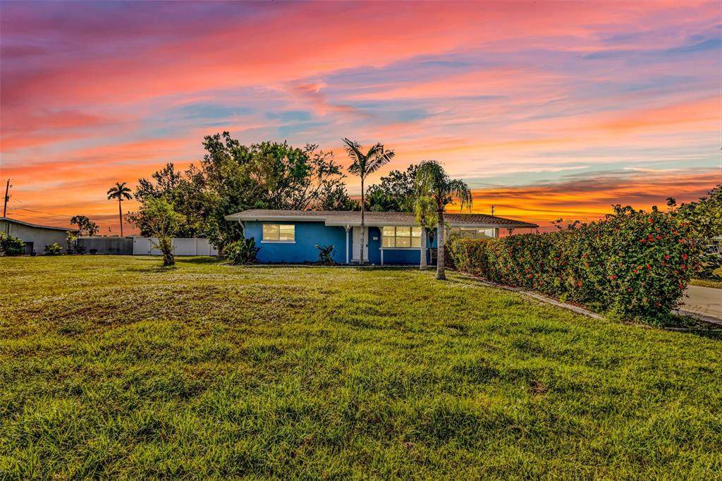 419 Mckenzie Street - Photo 1