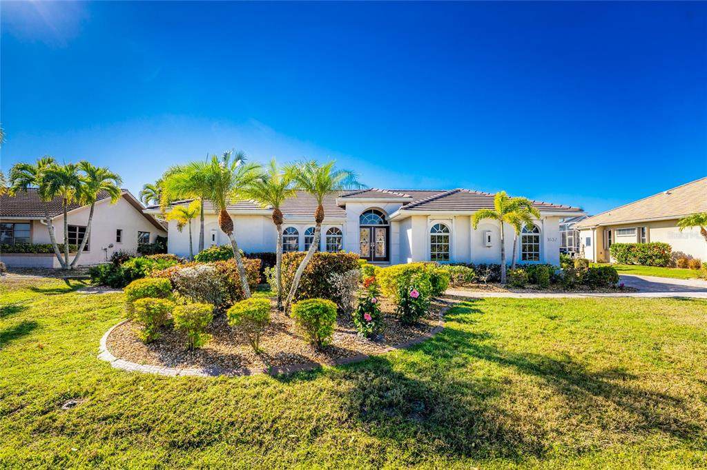 1637 Suzi Street - Photo 1