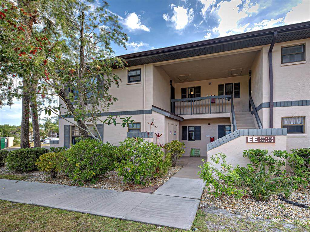 19505 Quesada Avenue - Photo 1