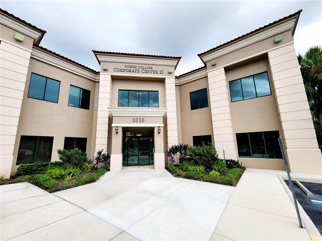 1016 Collier Center Way - Photo 1