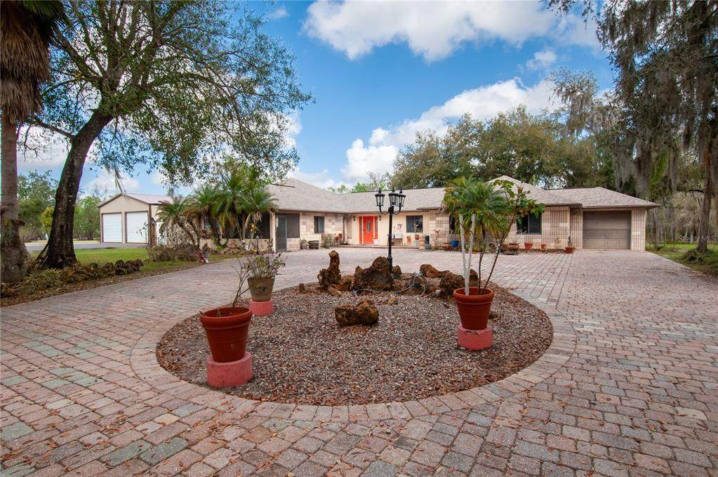 2827 Creekwood Terrace - Photo 1