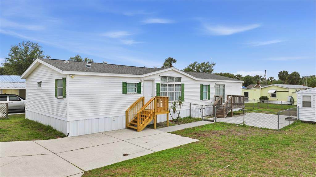 11923 Loop Terrace - Photo 1