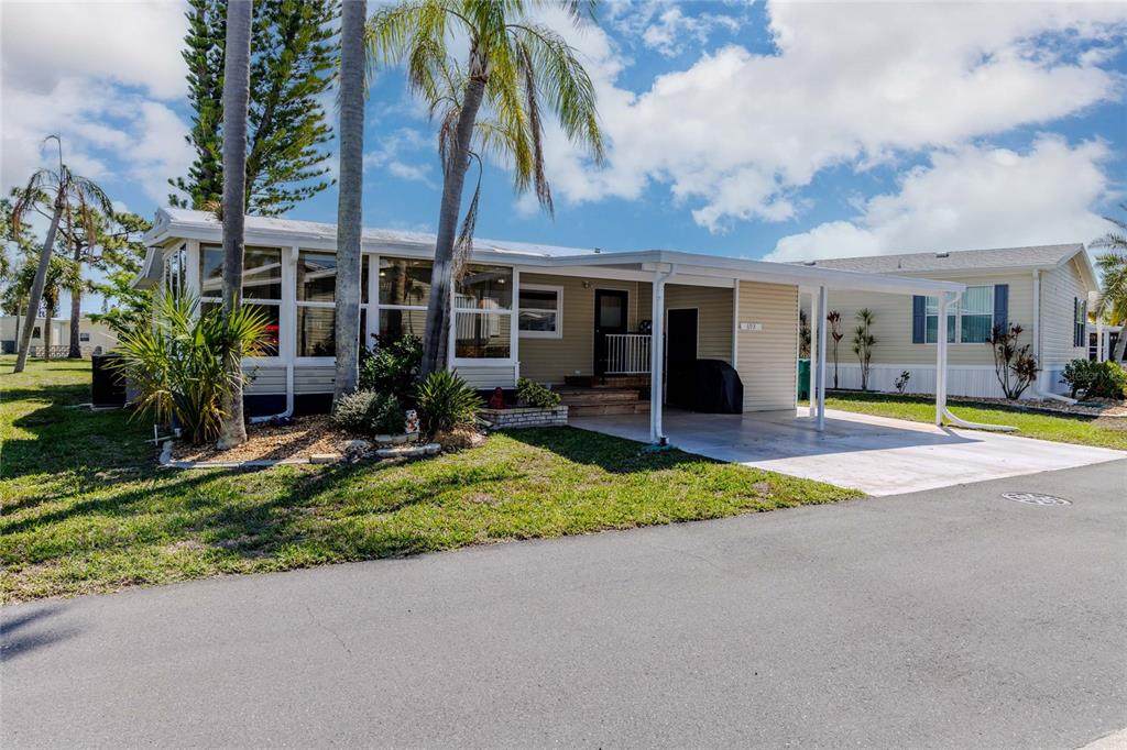 2100 Kings Highway Crescent - Photo 1
