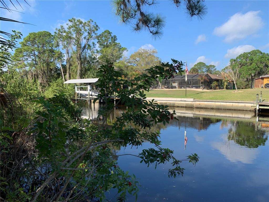 1375 Clearview Drive - Photo 1