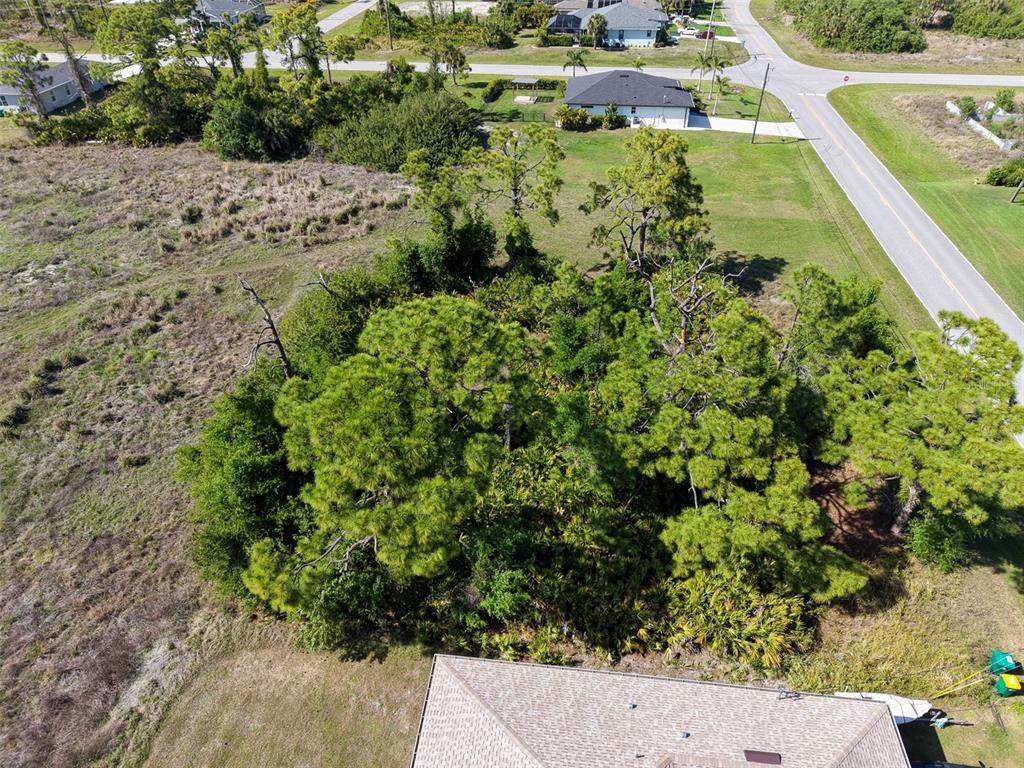 274 Sweetwater Drive - Photo 1