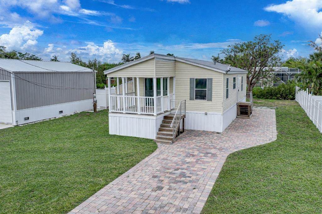 3018 Bayberry Avenue - Photo 1