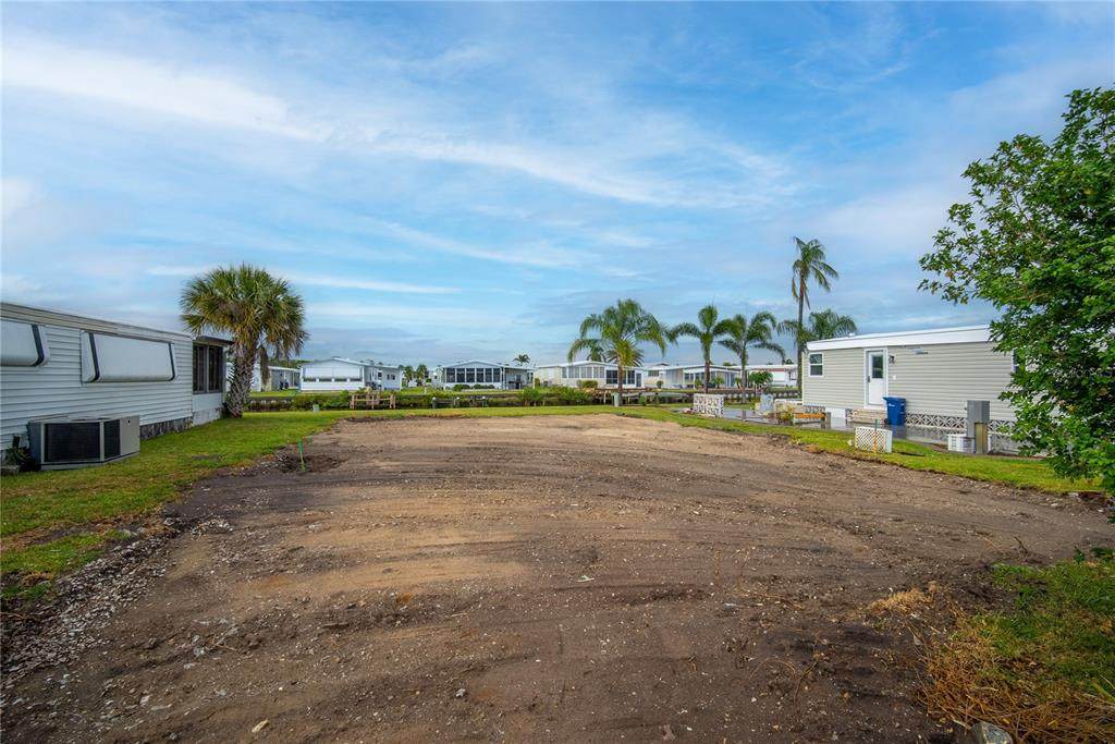 646 Blackburn Boulevard - Photo 1