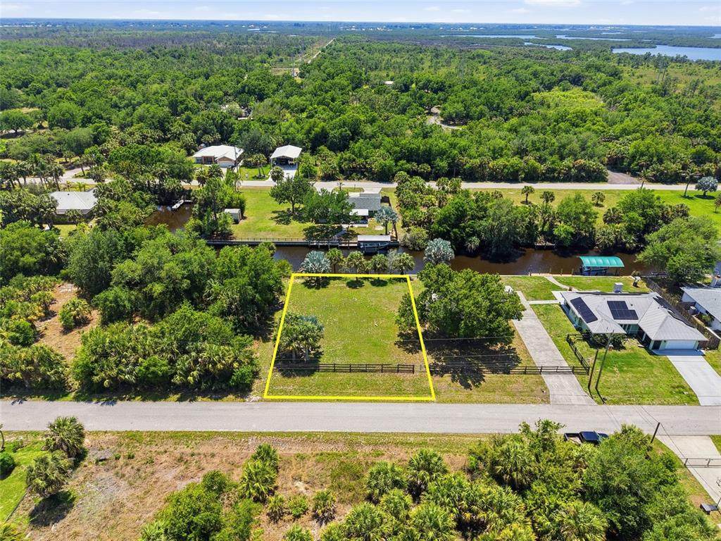 28451 Sabal Palm Drive - Photo 1