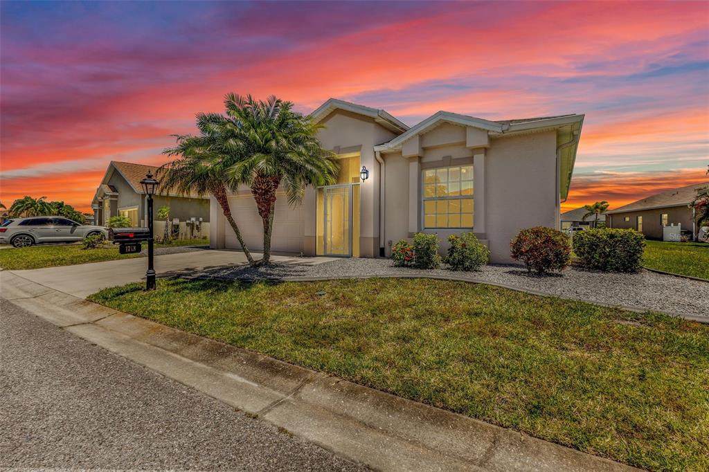 1713 Sunderland Drive - Photo 1