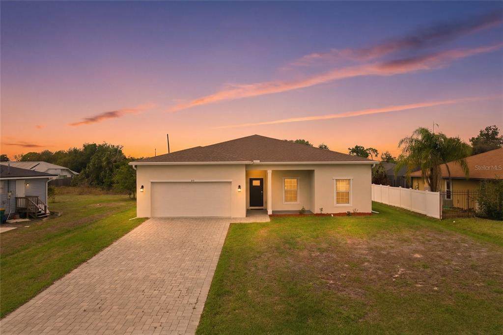 870 Columbia Street - Photo 1