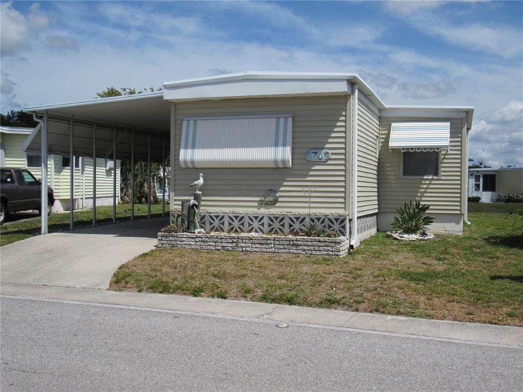 5709 Holiday Park Boulevard - Photo 1