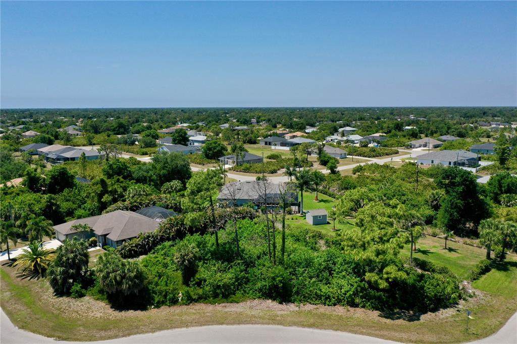 125 Australian Drive - Photo 1