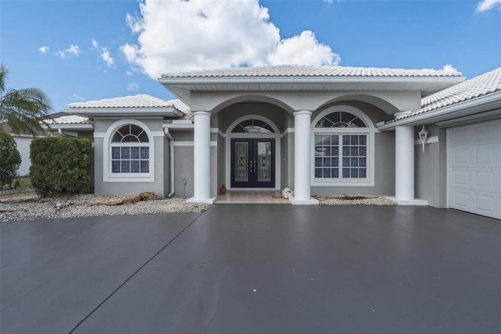 1083 Manilla Lane - Photo 1