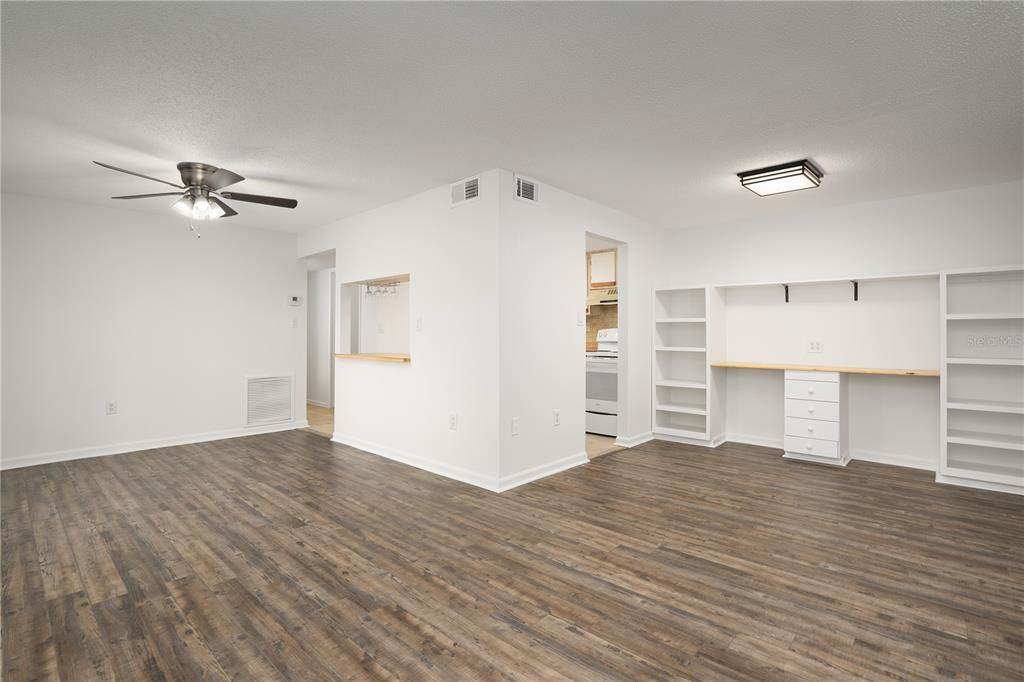 22291 Westchester Boulevard - Photo 1