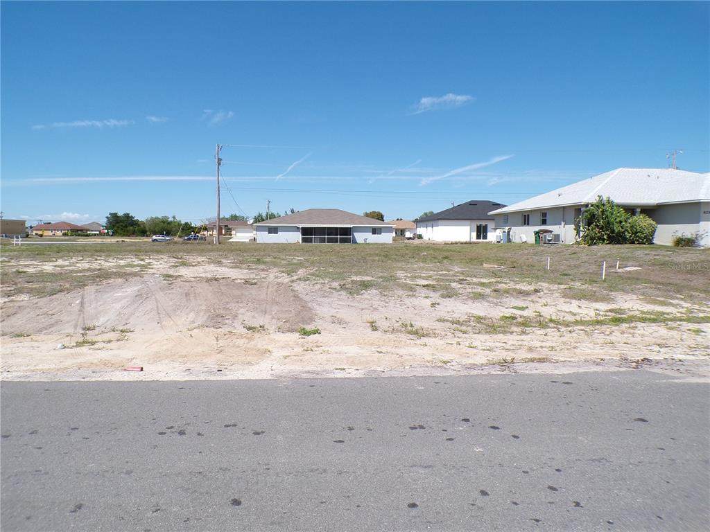 825 15TH Lane - Photo 1