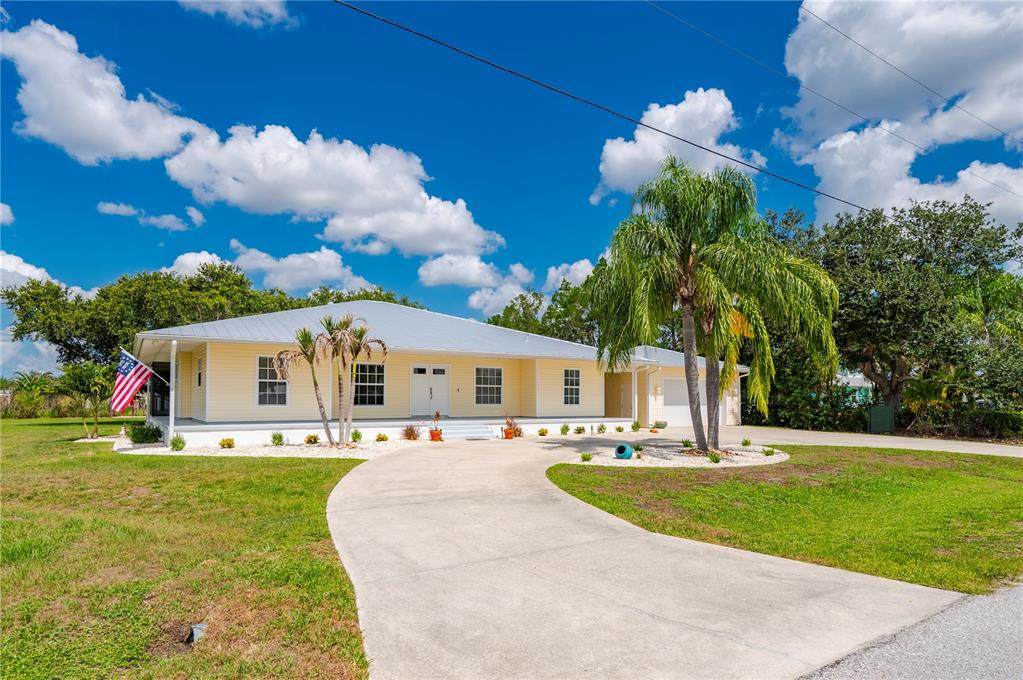 569 Rio Vista Avenue - Photo 1