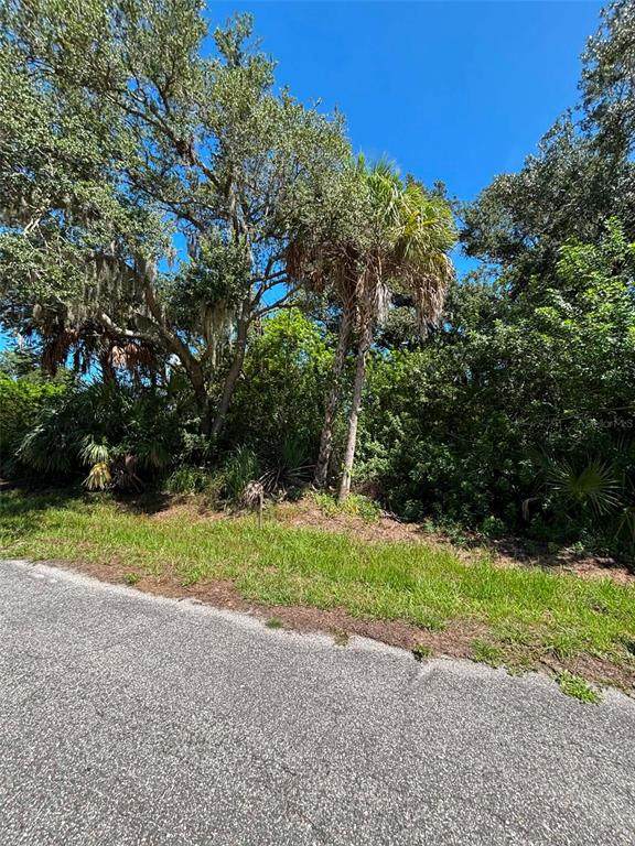 18016 Wing Avenue - Photo 1
