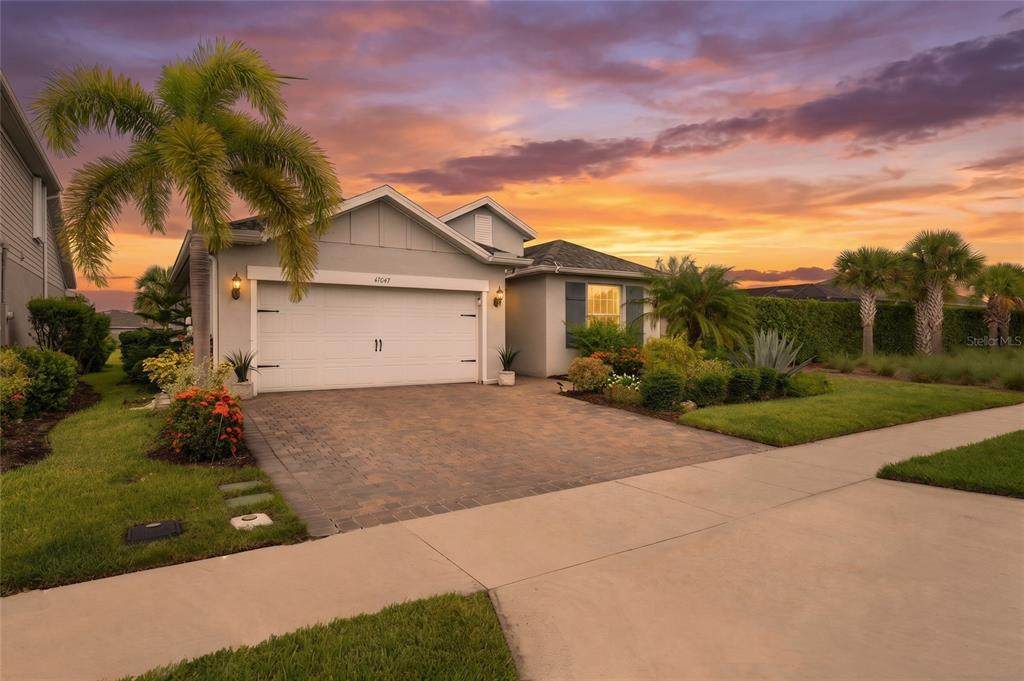 43047 Parkside Court - Photo 1