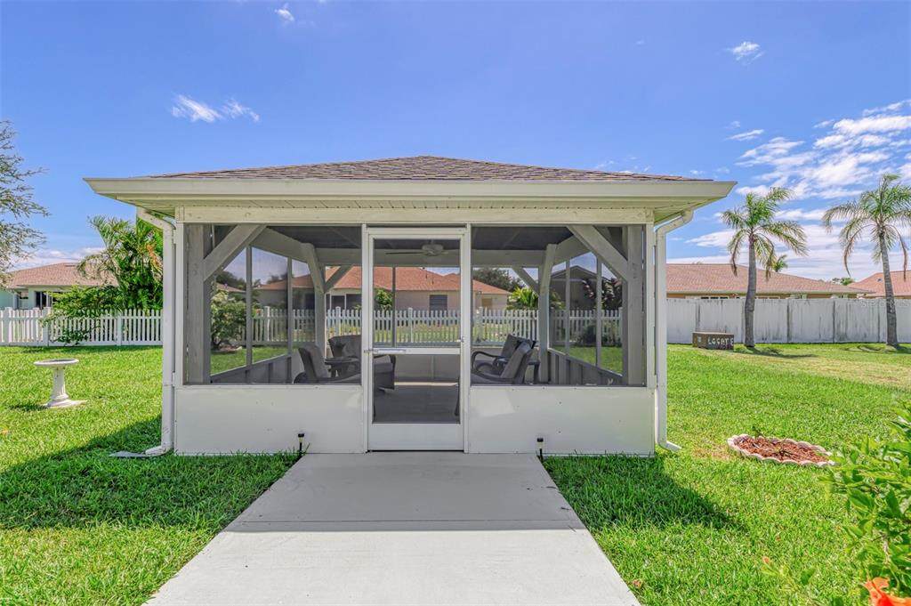 https://bt-photos.global.ssl.fastly.net/mfr/orig_boomver_1_C7530900-2.jpg