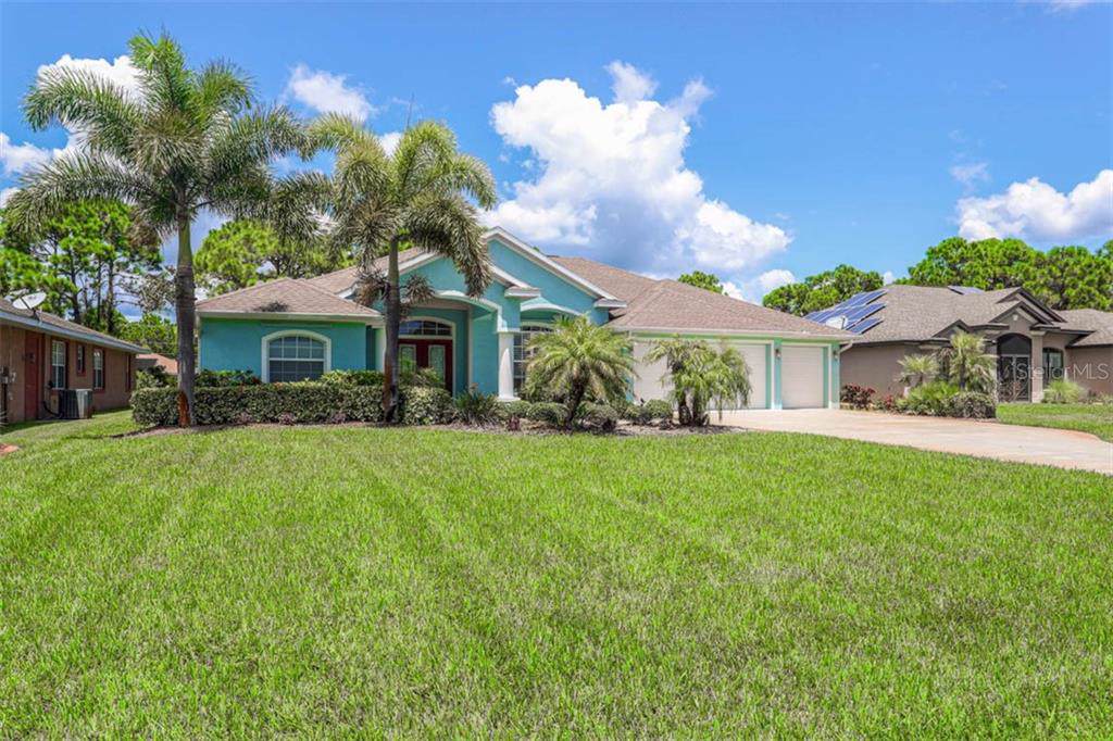 253 Rotonda Boulevard - Photo 1