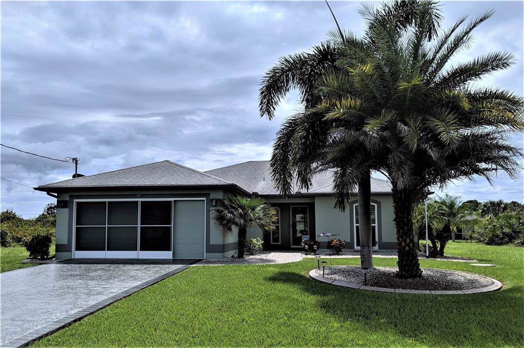 219 Albatross Road - Photo 1