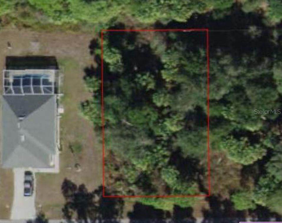 20232 Renwick Avenue - Photo 1