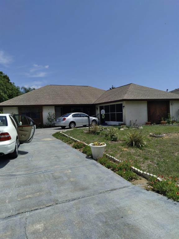 11 Francis Lane - Photo 1