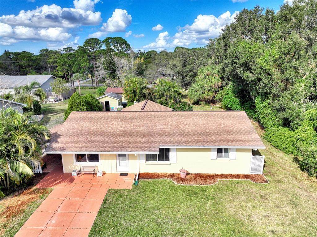 720 Suncrest Lane - Photo 1