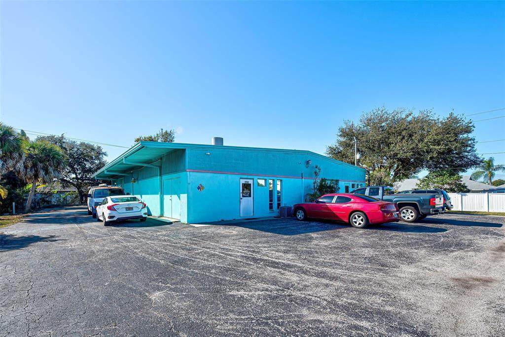 2701 Ivy Street - Photo 1