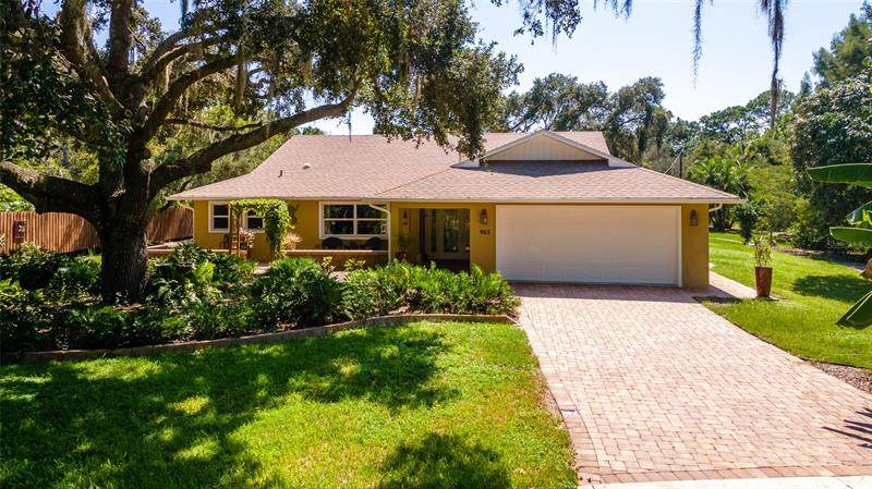 965 Bayshore Drive - Photo 1