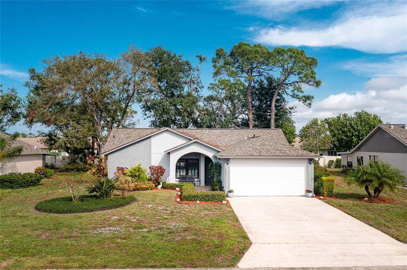 102 Park Forest Boulevard - Photo 1