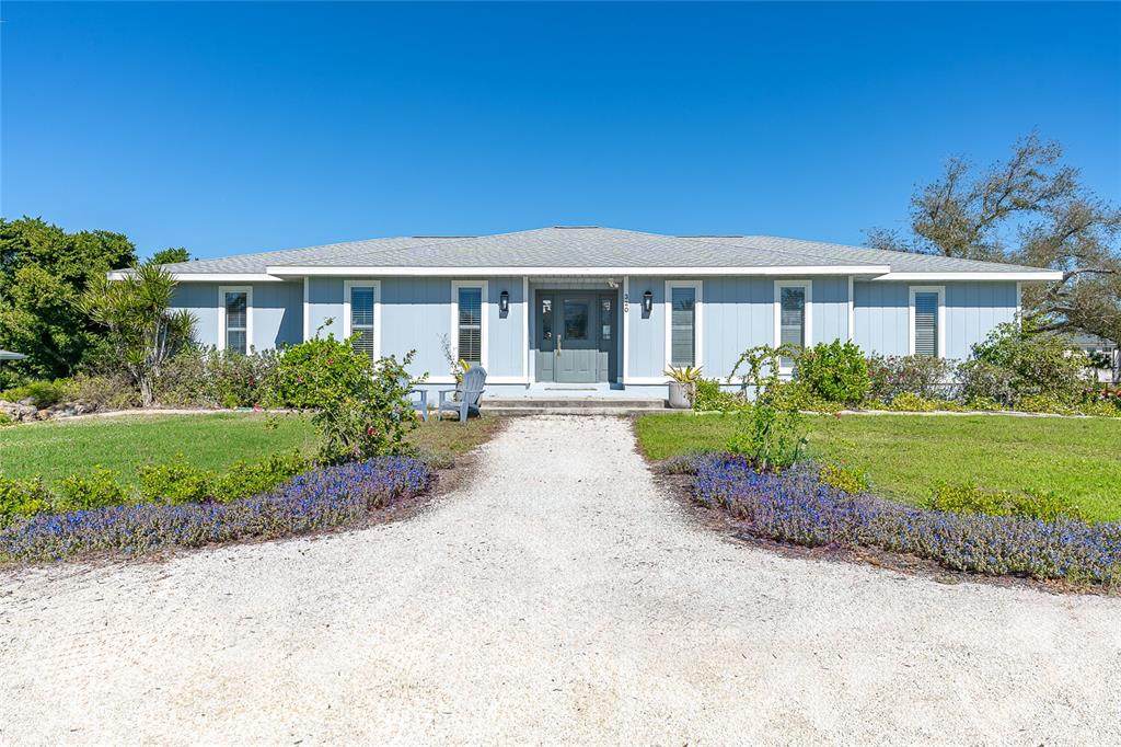 320 Anchor Row - Photo 1