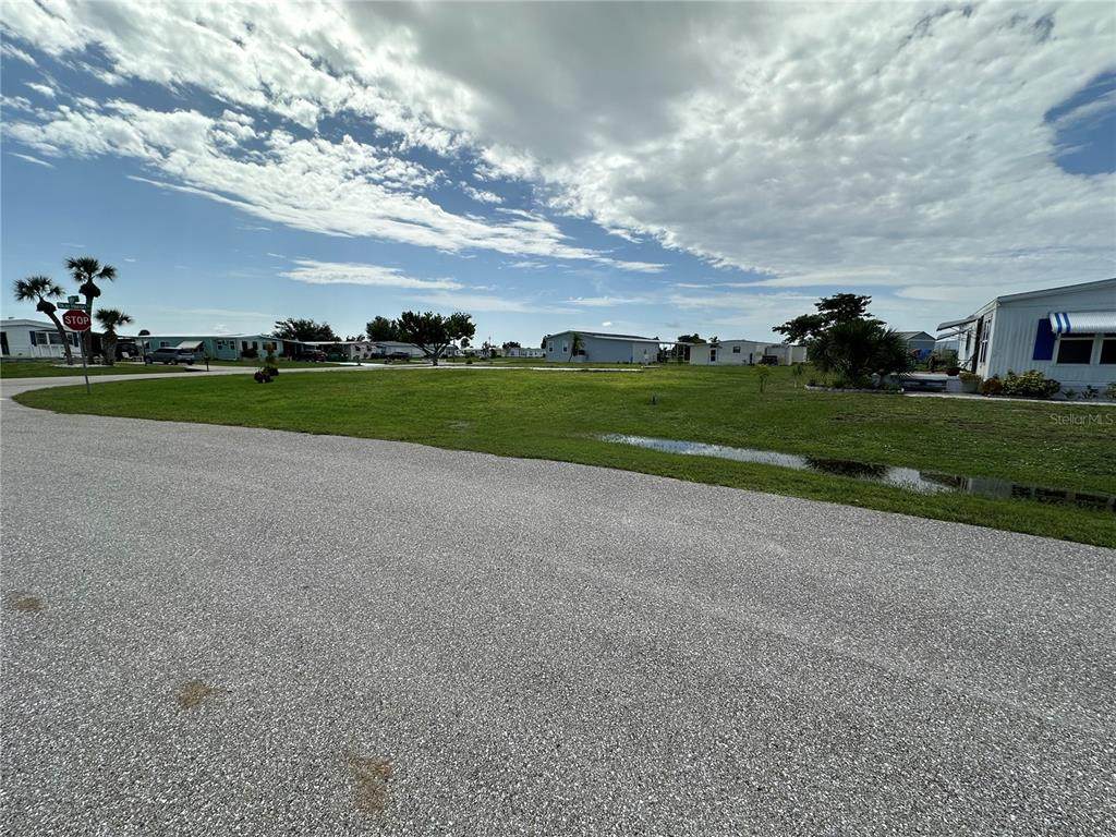 1444 Blue Heron Dr - Photo 1