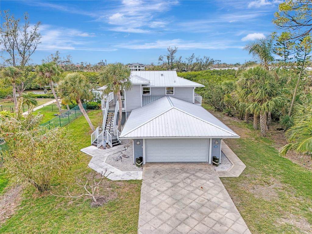 900 Oxford Drive - Photo 1