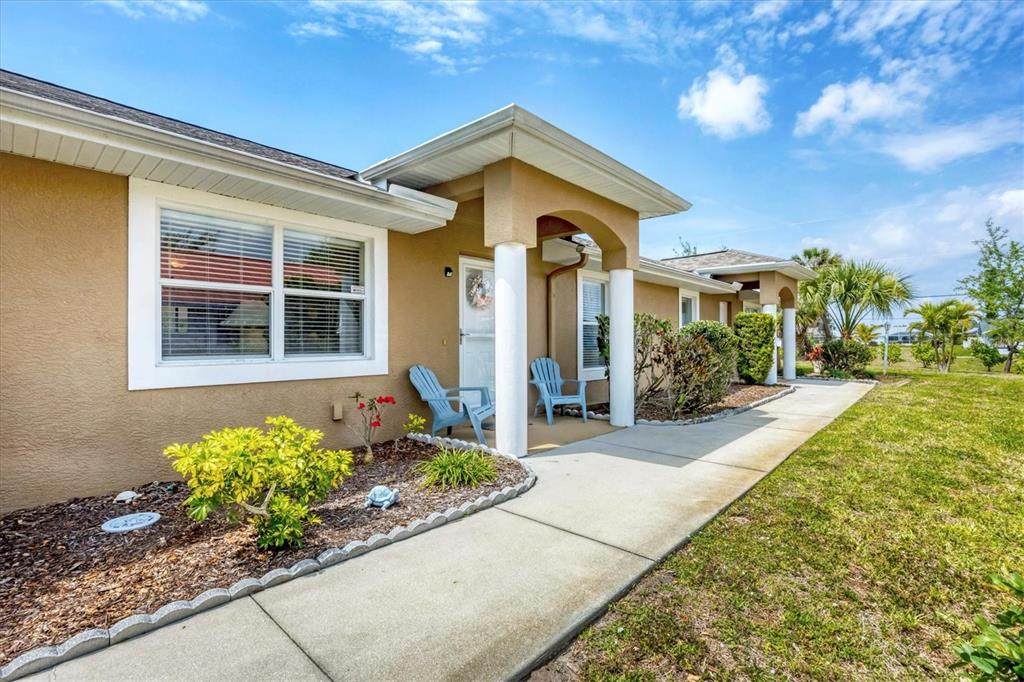 182 Rotonda Boulevard - Photo 1