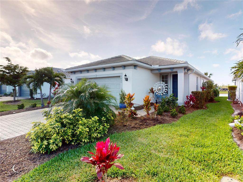 9853 Bright Water Drive - Photo 1