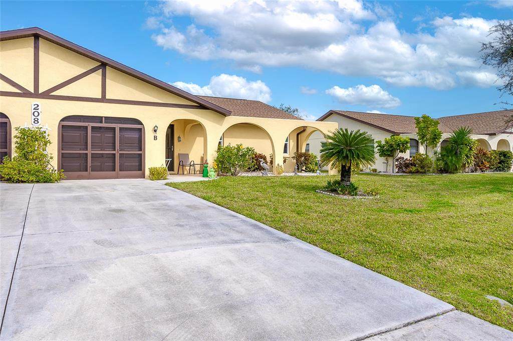 208 High Point Drive - Photo 1
