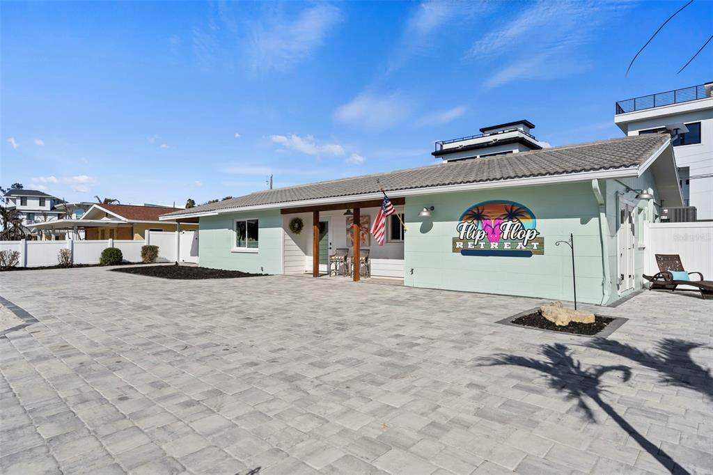 1185 Shore View Drive - Photo 1