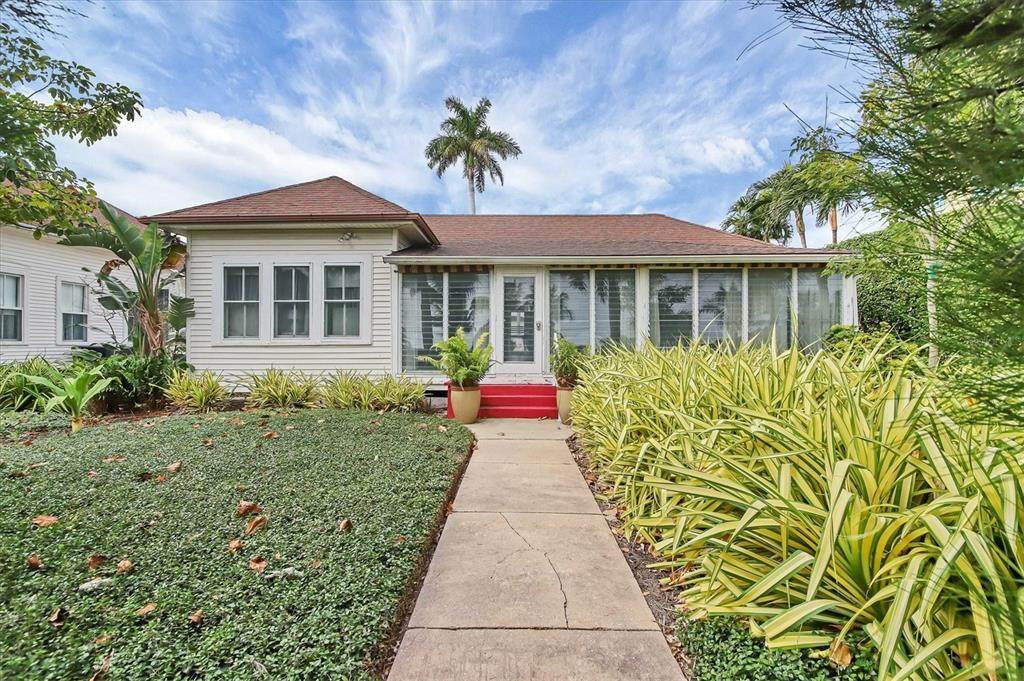 241 Gilchrist Avenue - Photo 1