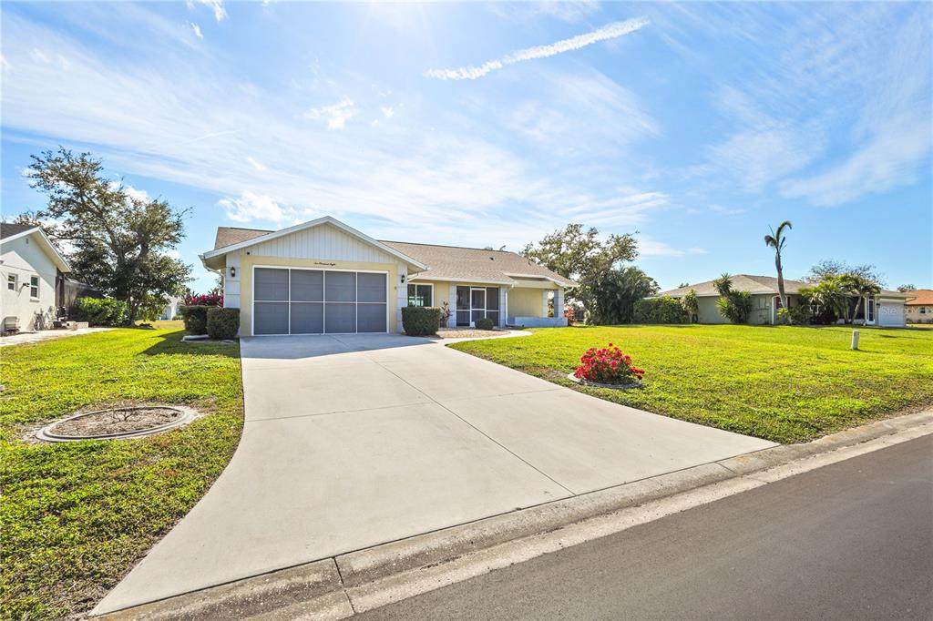 208 Annapolis Lane - Photo 1