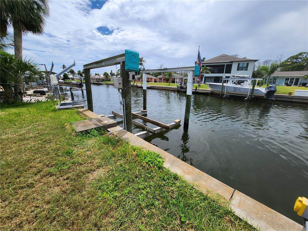 1820 Winstan Avenue - Photo 1