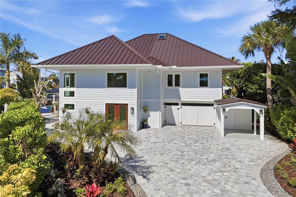 204 Waterways Avenue - Photo 1