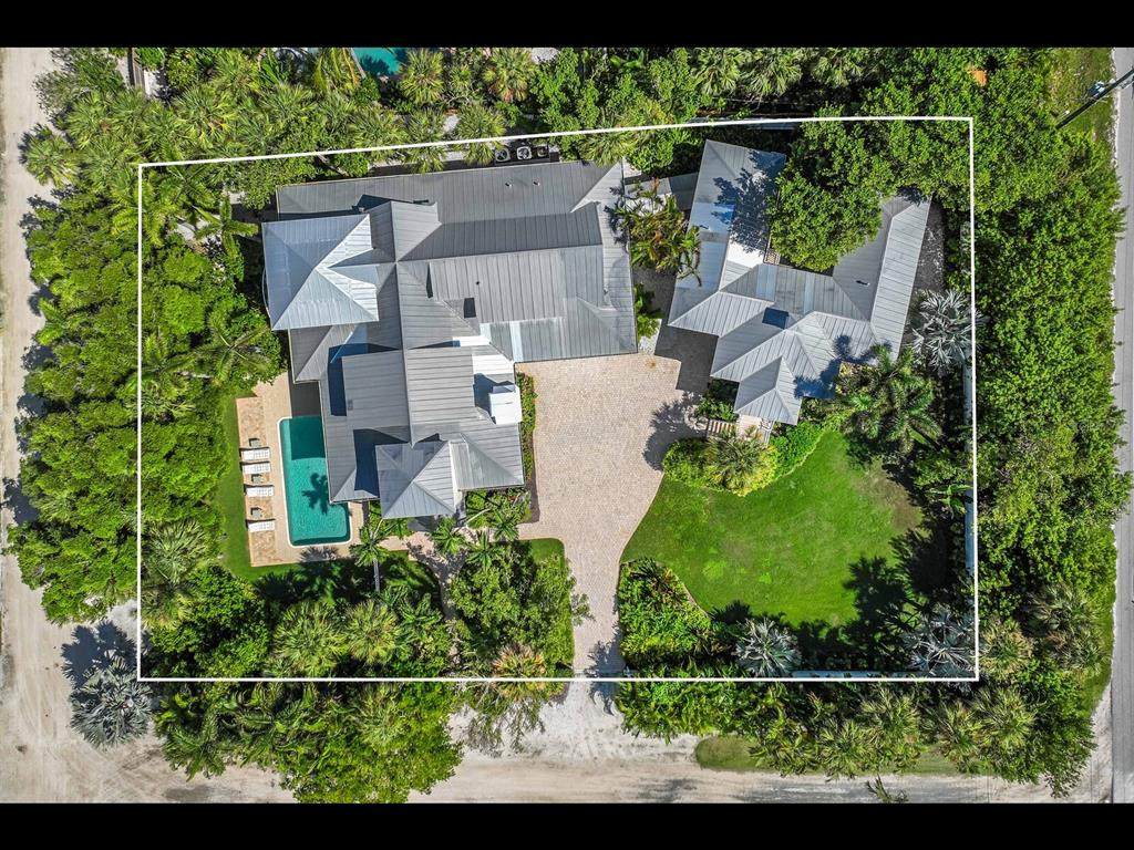 2021 20TH Street - Photo 1