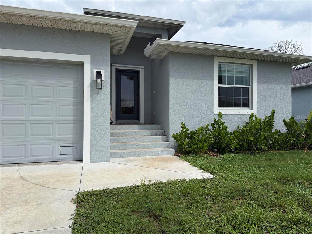315 Sweetwater Drive - Photo 1