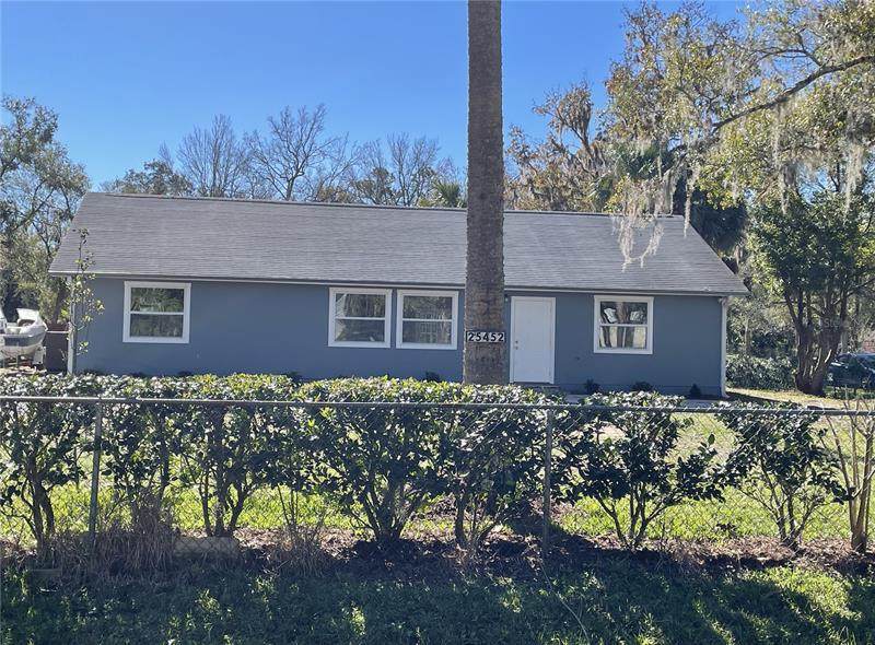 25452 Luke Street - Photo 1