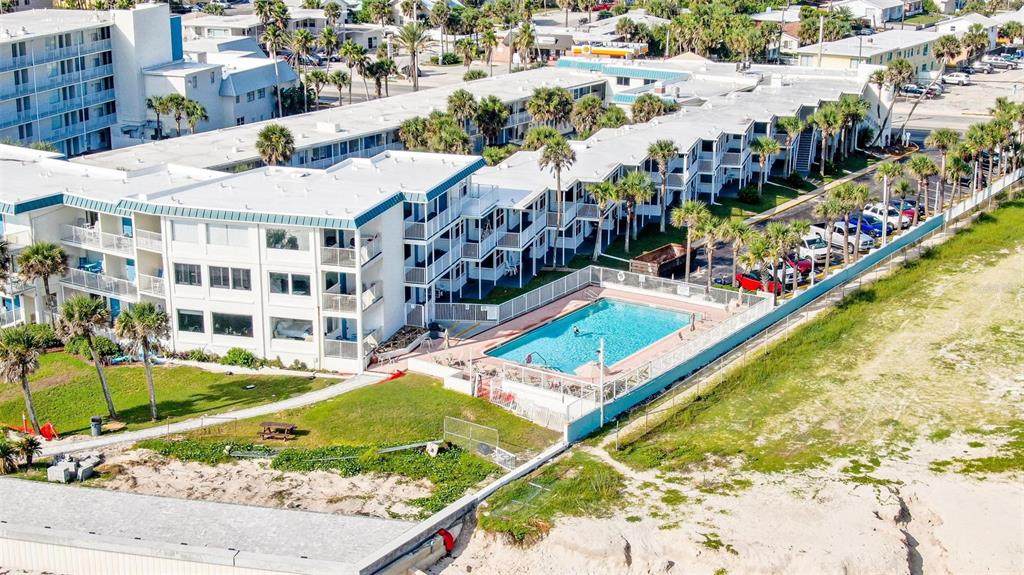 935 Atlantic Avenue - Photo 1