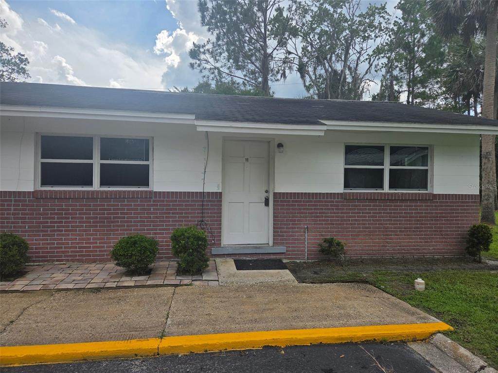 401 Hibiscus Avenue - Photo 1