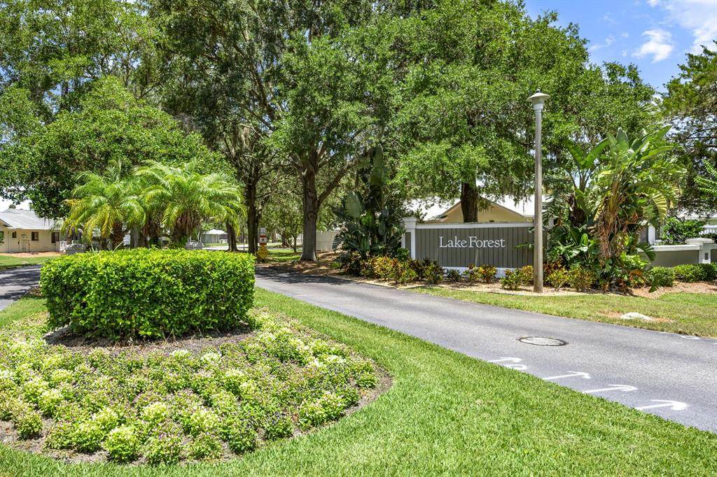 39 Lake Forest Place - Photo 1